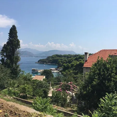 Charming Island Garden,70m From Sandy And Restaurant, Free Wi-fi *